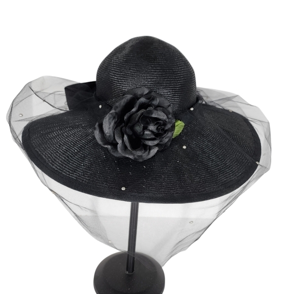 MR. CHARLES STATEMENT HAT WITH MESH VEIL - Picture 1 of 9
